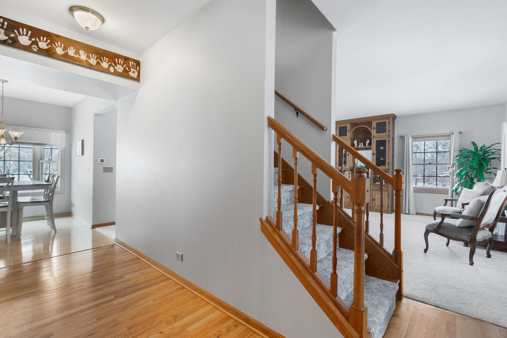 7N610 Cloverfield Circle