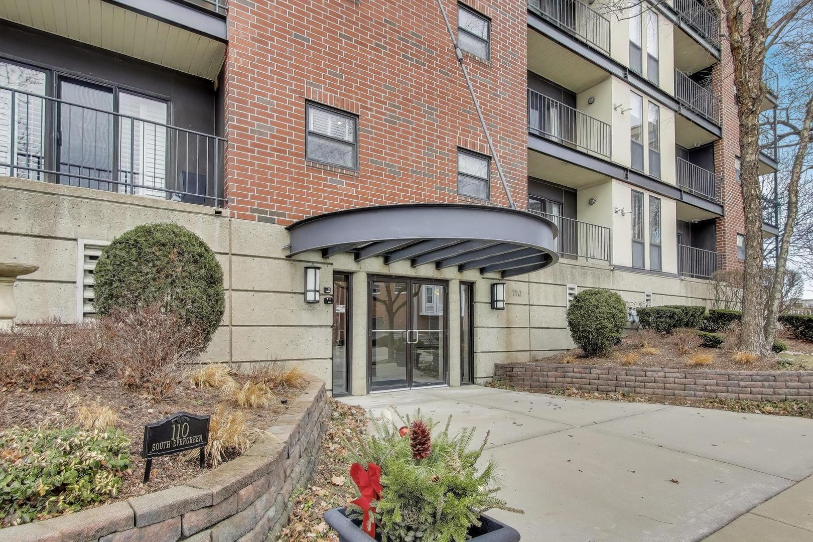110 S Evergreen Avenue Unit: 4CS