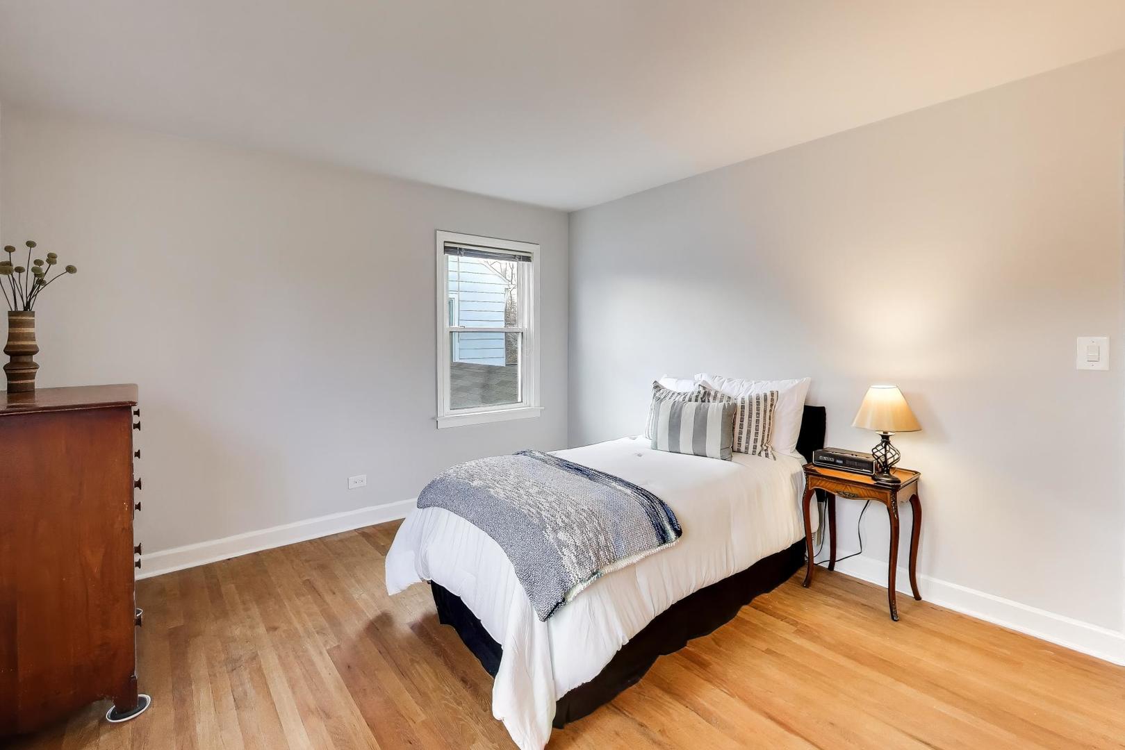 200 S Derbyshire Lane