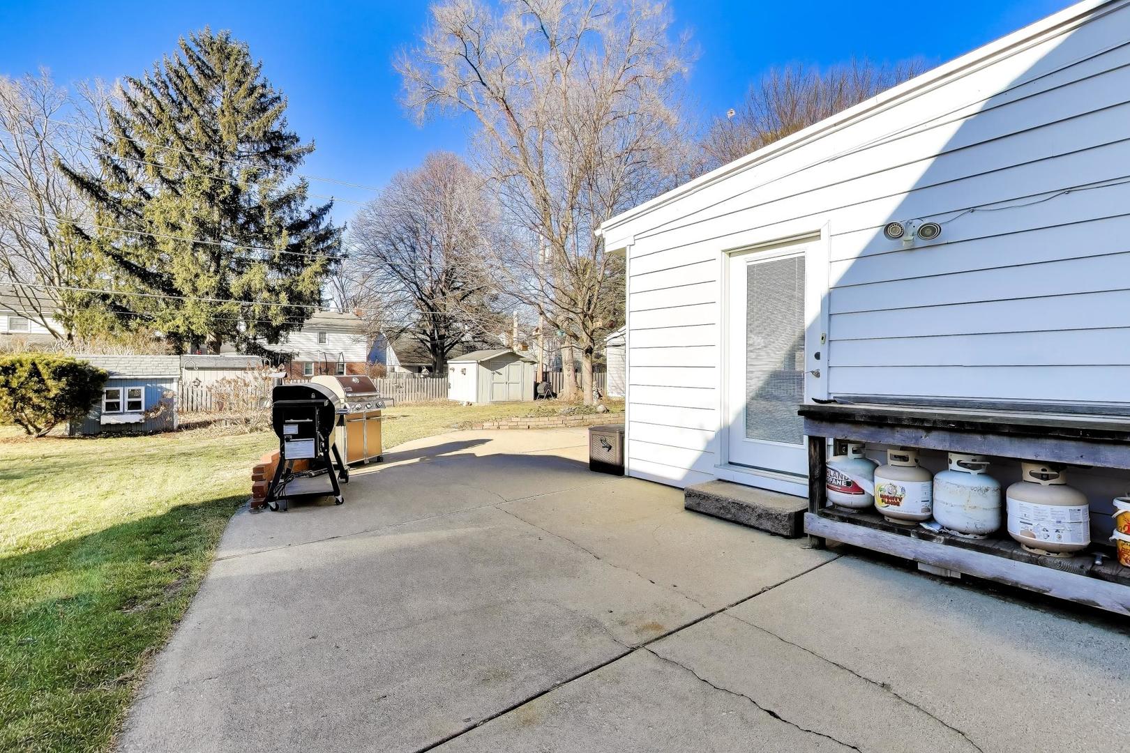 200 S Derbyshire Lane