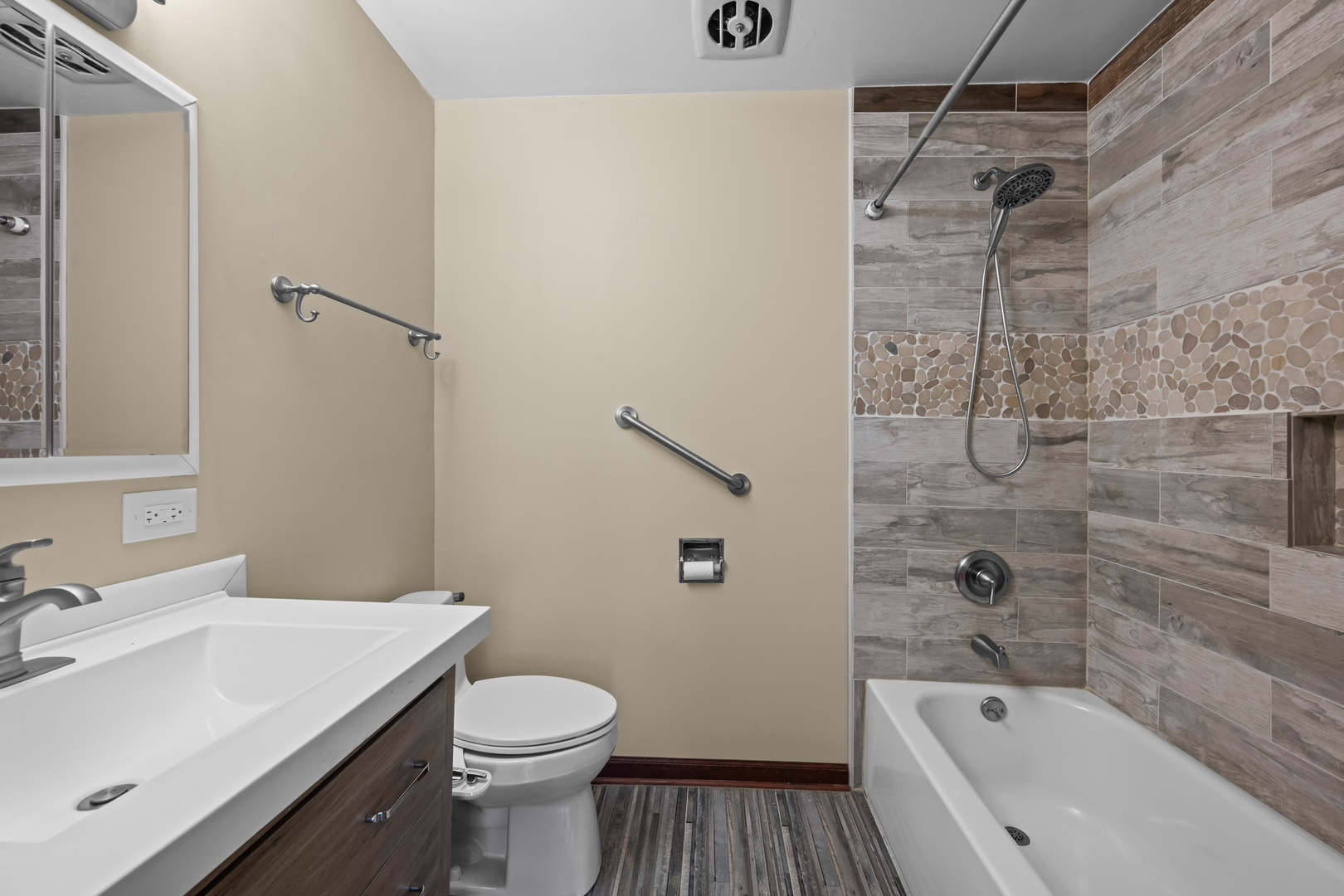 1368 E Palatine Road