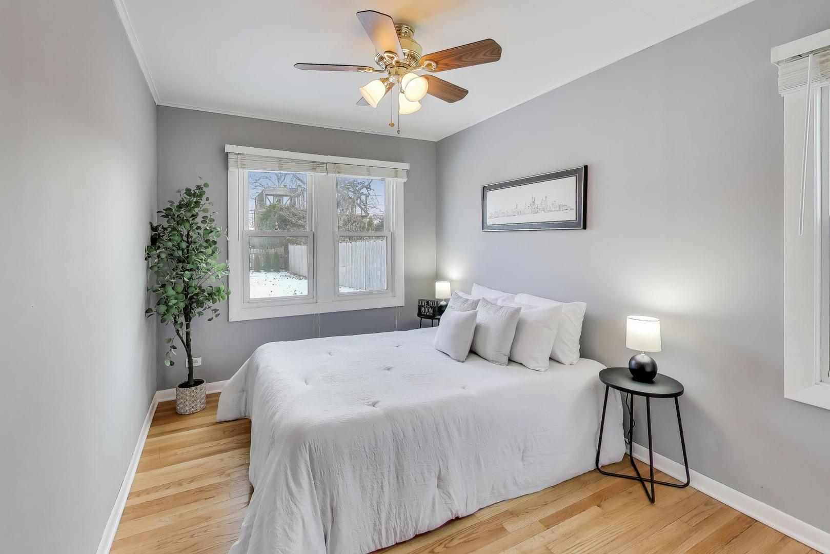 823 N Fernandez Avenue