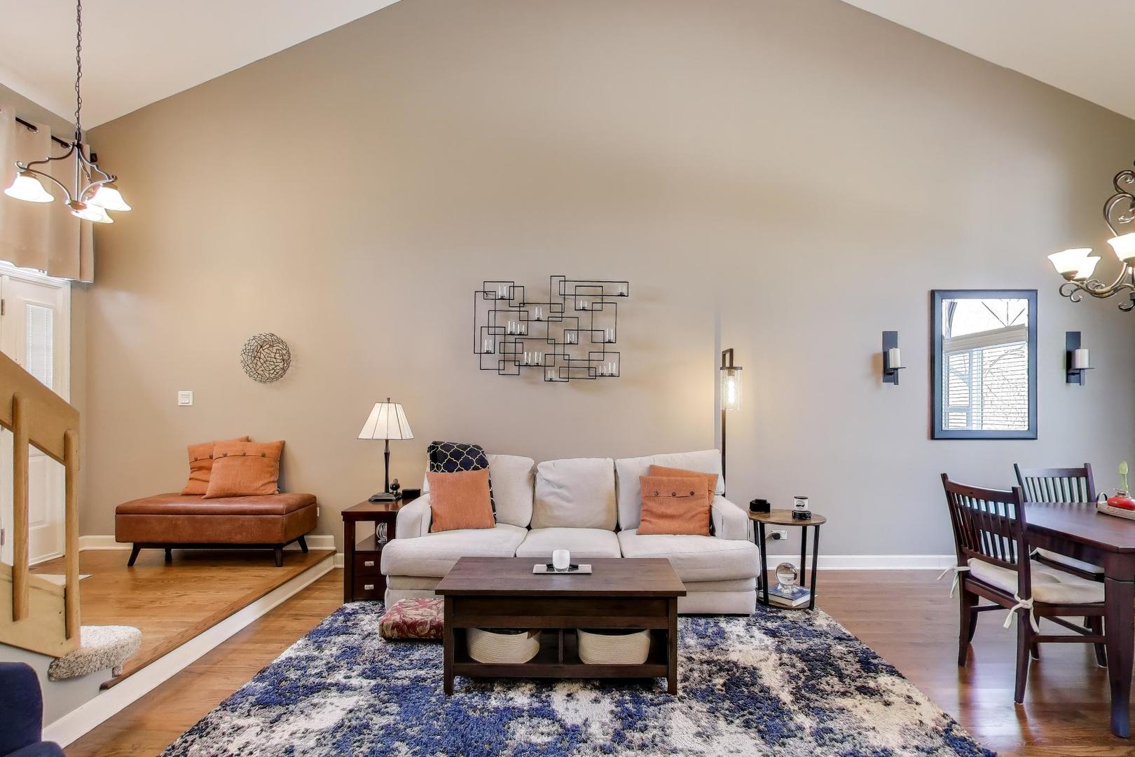 141 Chatsworth Circle