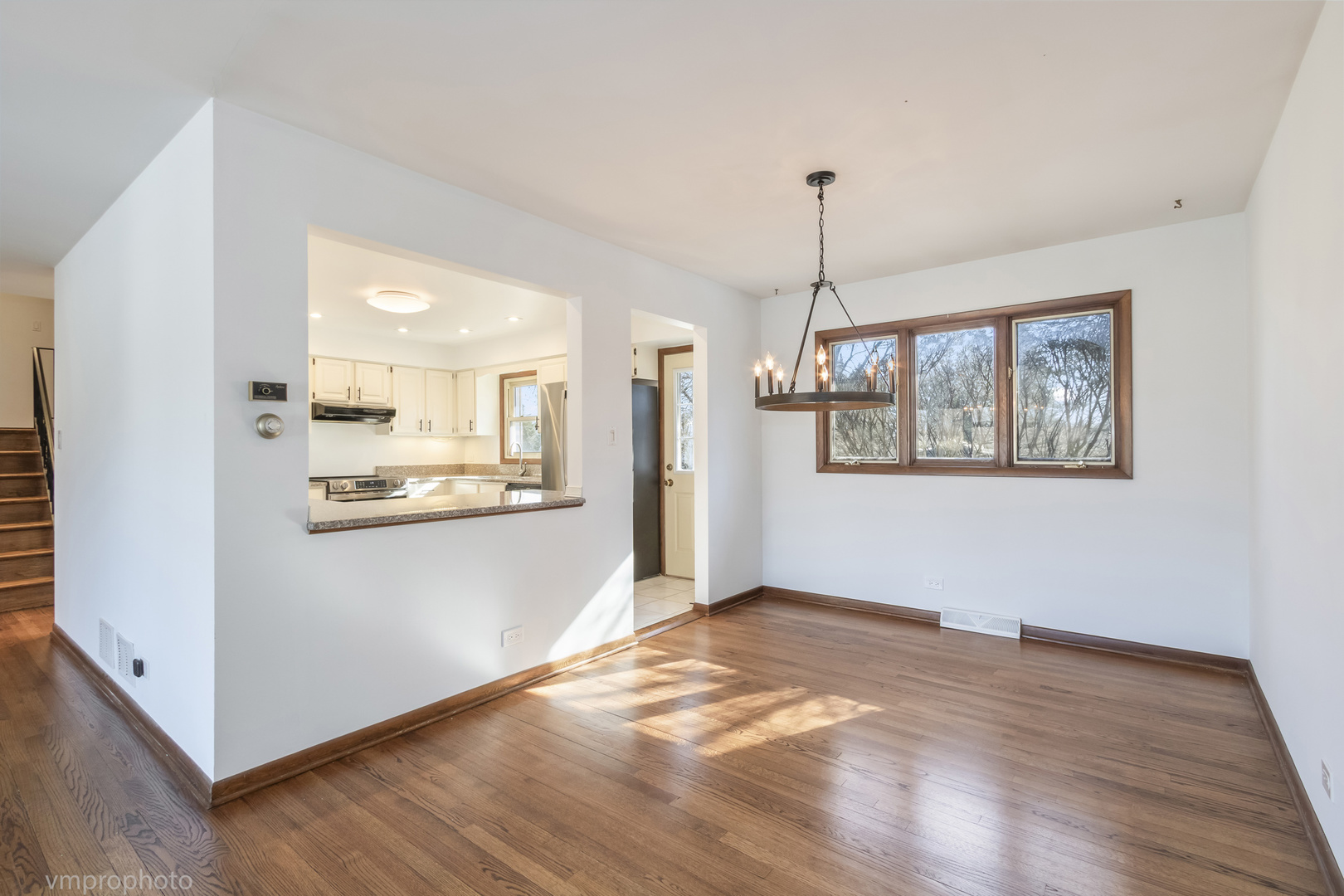 455 E Granville Avenue