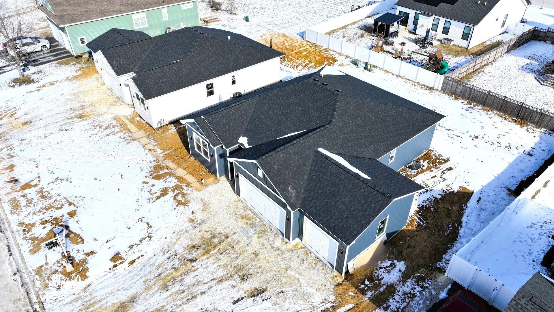 1004 Joshua Lane