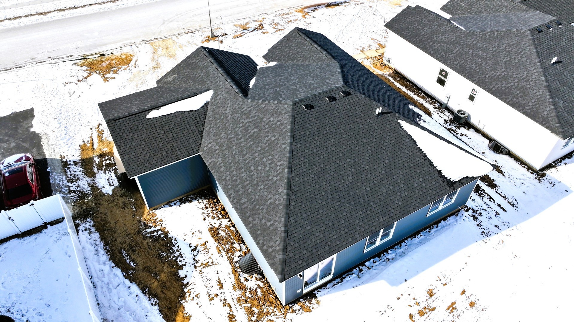 1004 Joshua Lane