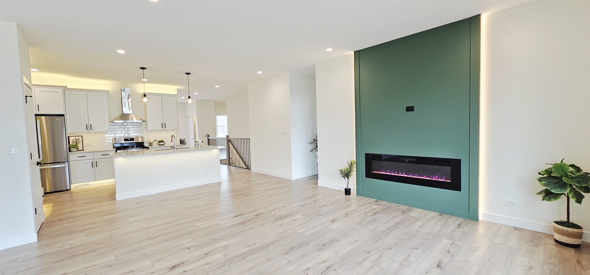 1004 Joshua Lane