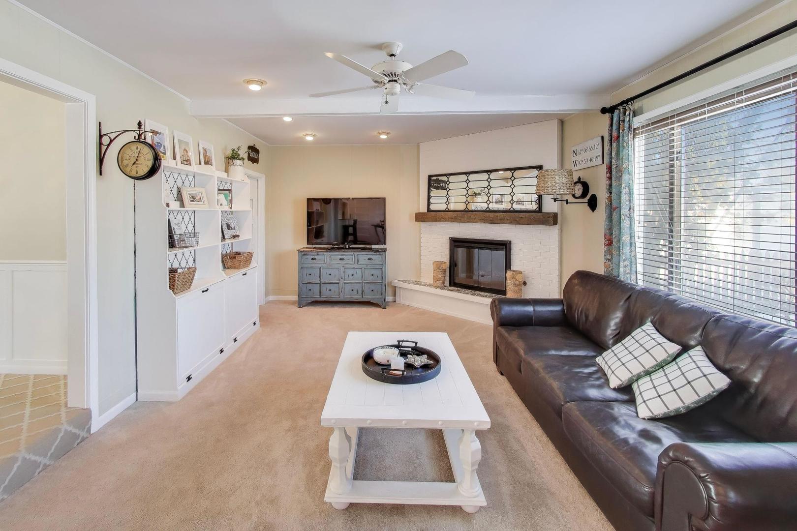 1018 W Alexandria Street