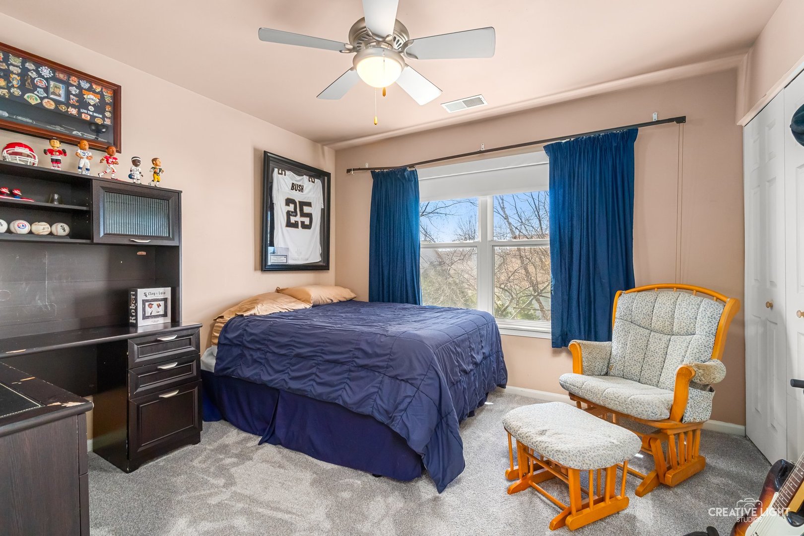 3435 Antoine Place