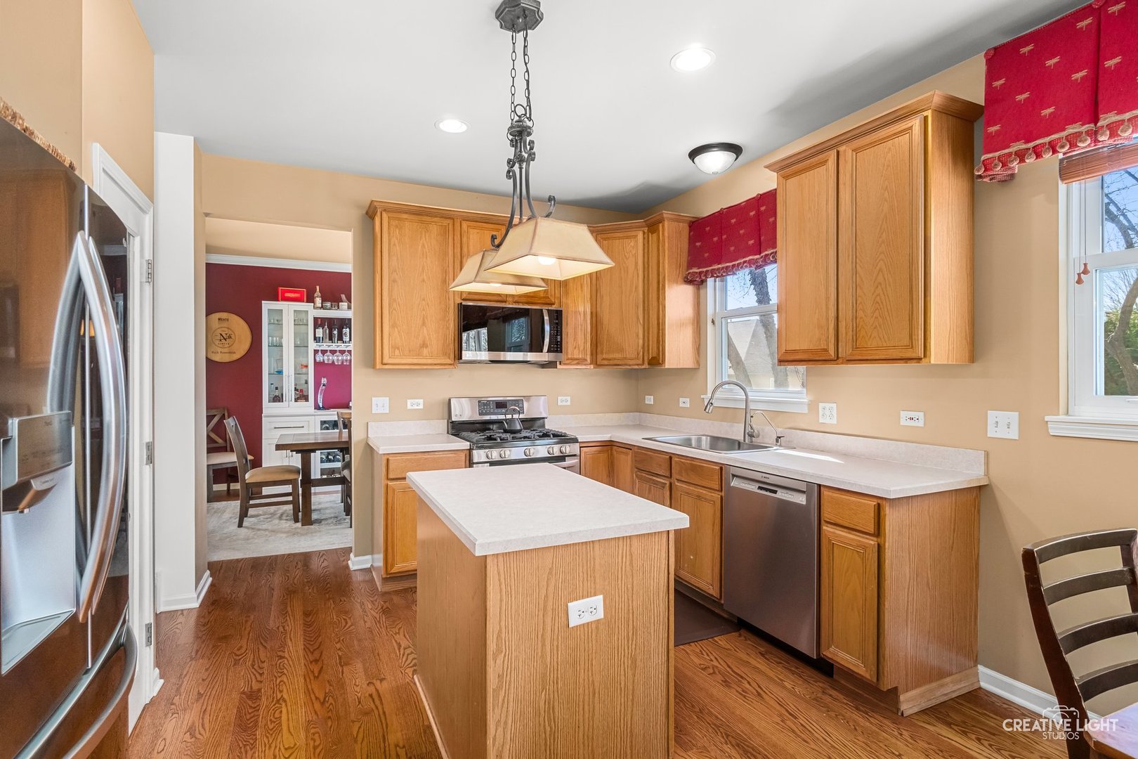 3435 Antoine Place