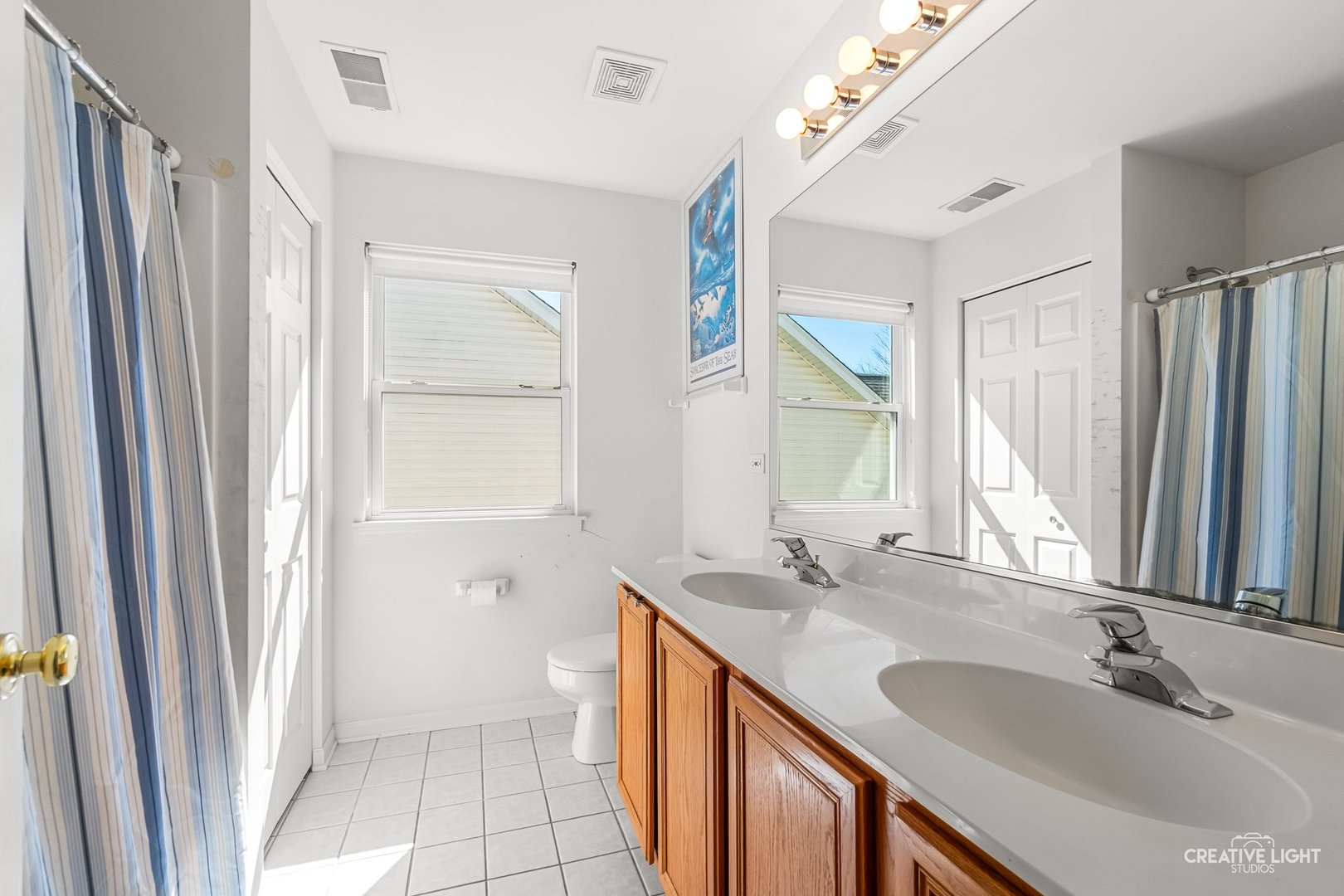 3435 Antoine Place