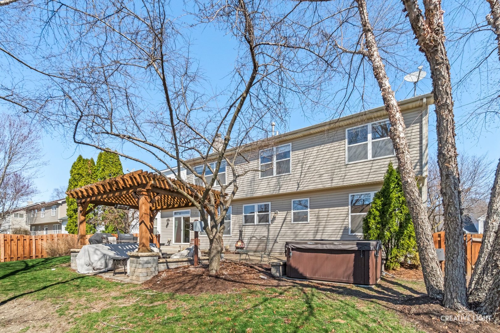 3435 Antoine Place