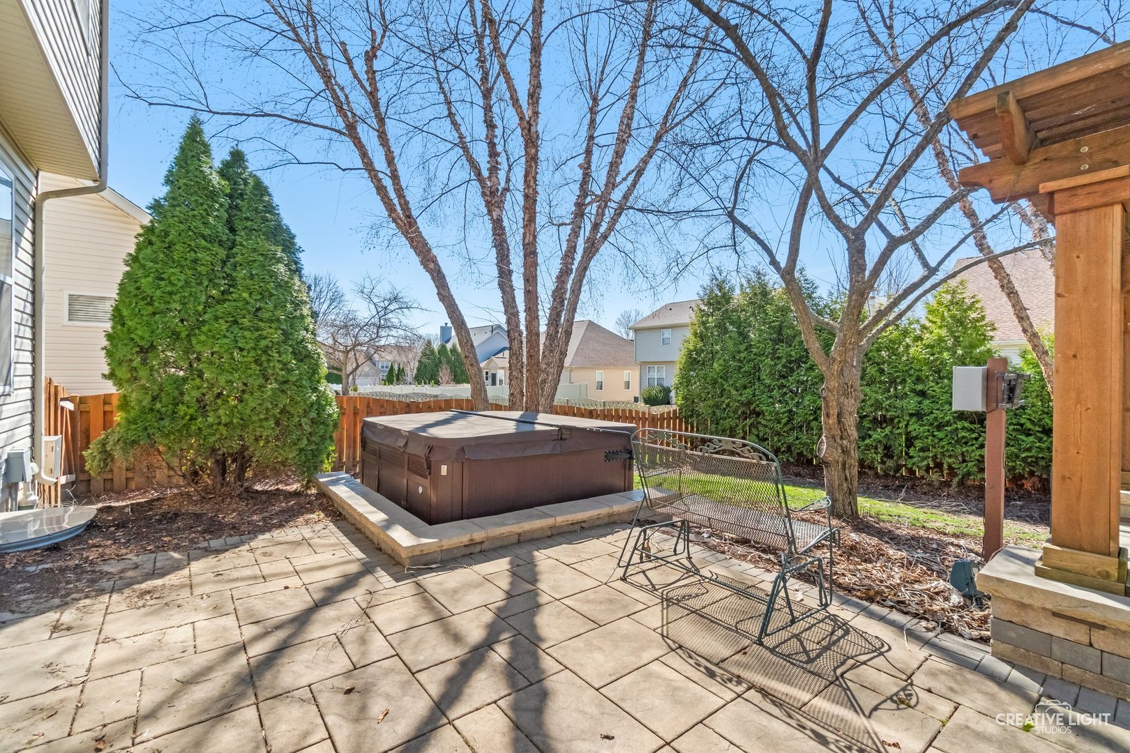 3435 Antoine Place
