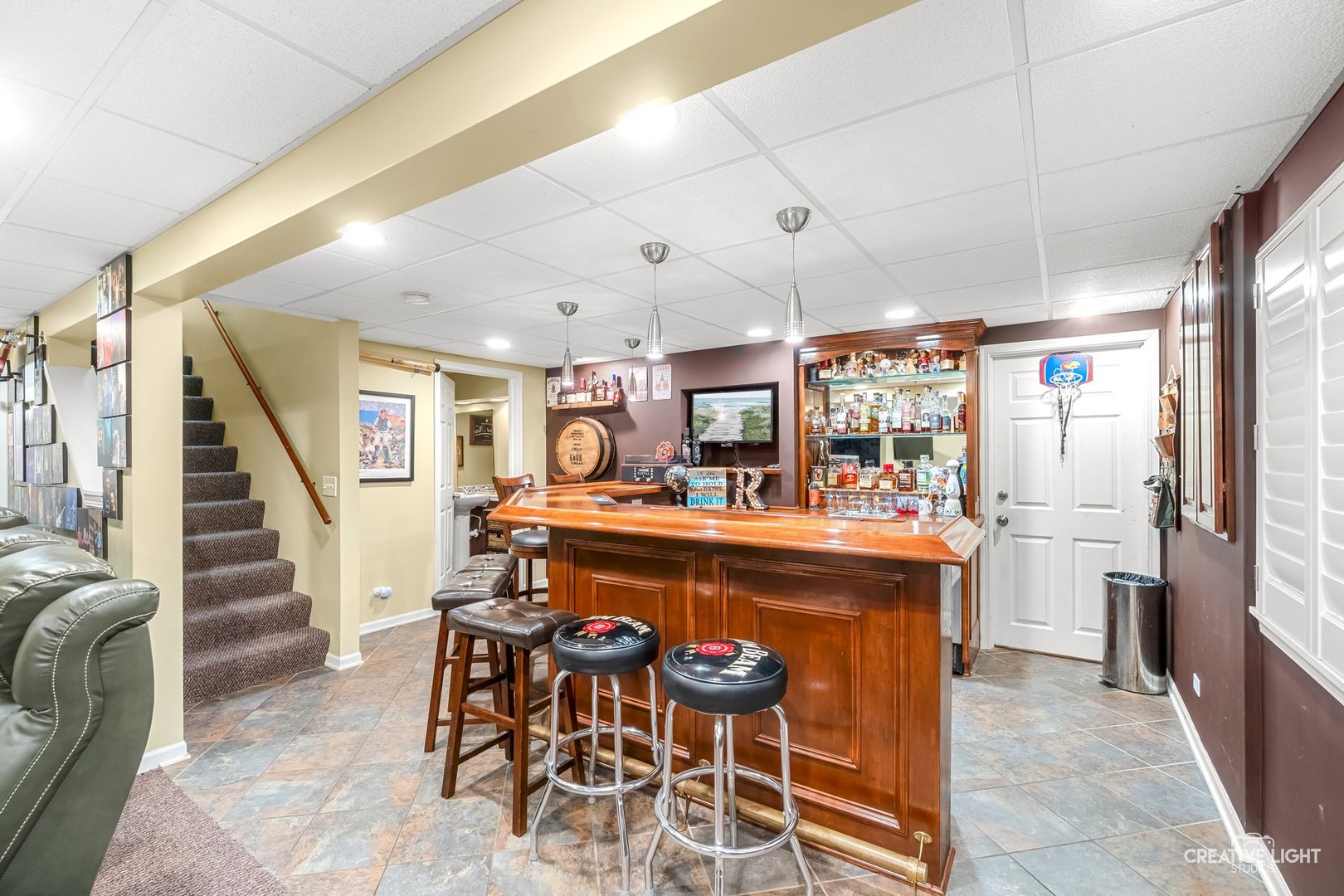 3435 Antoine Place