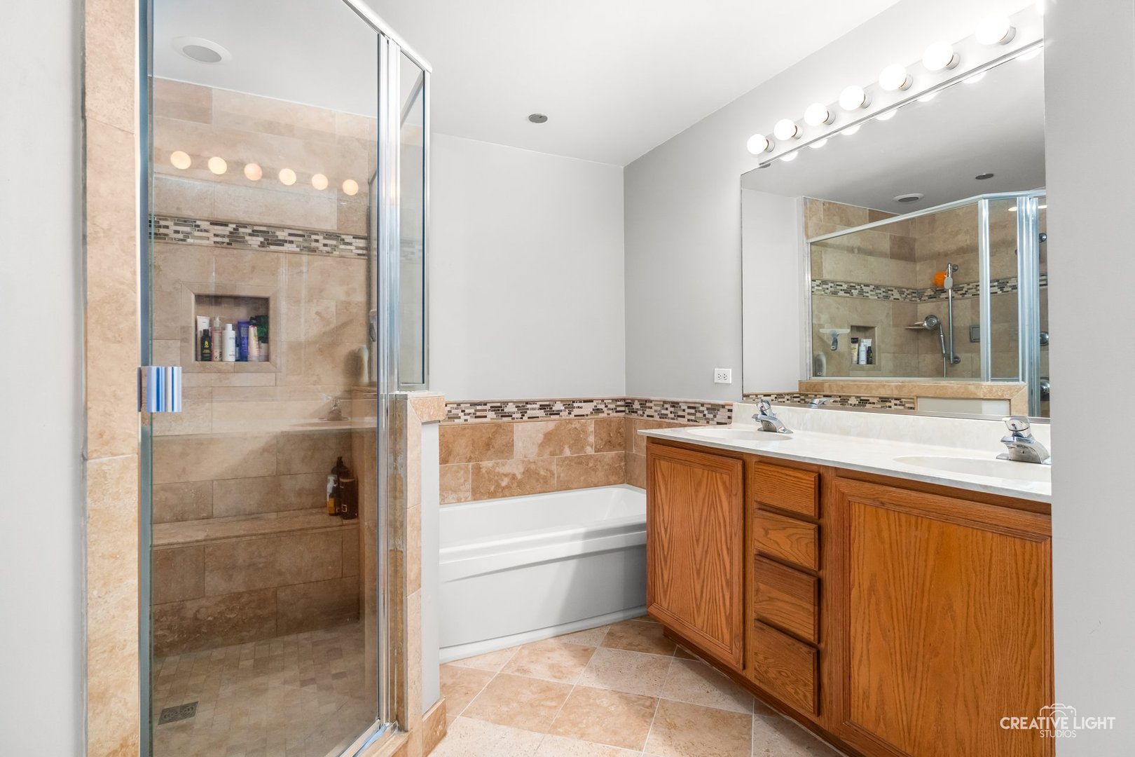 3435 Antoine Place