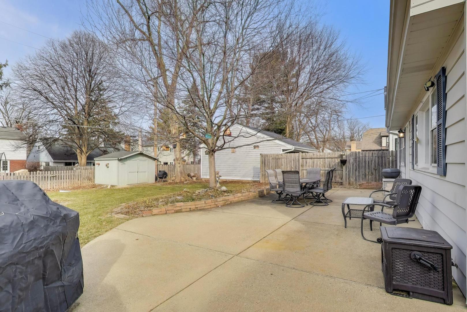 200 S Derbyshire Lane