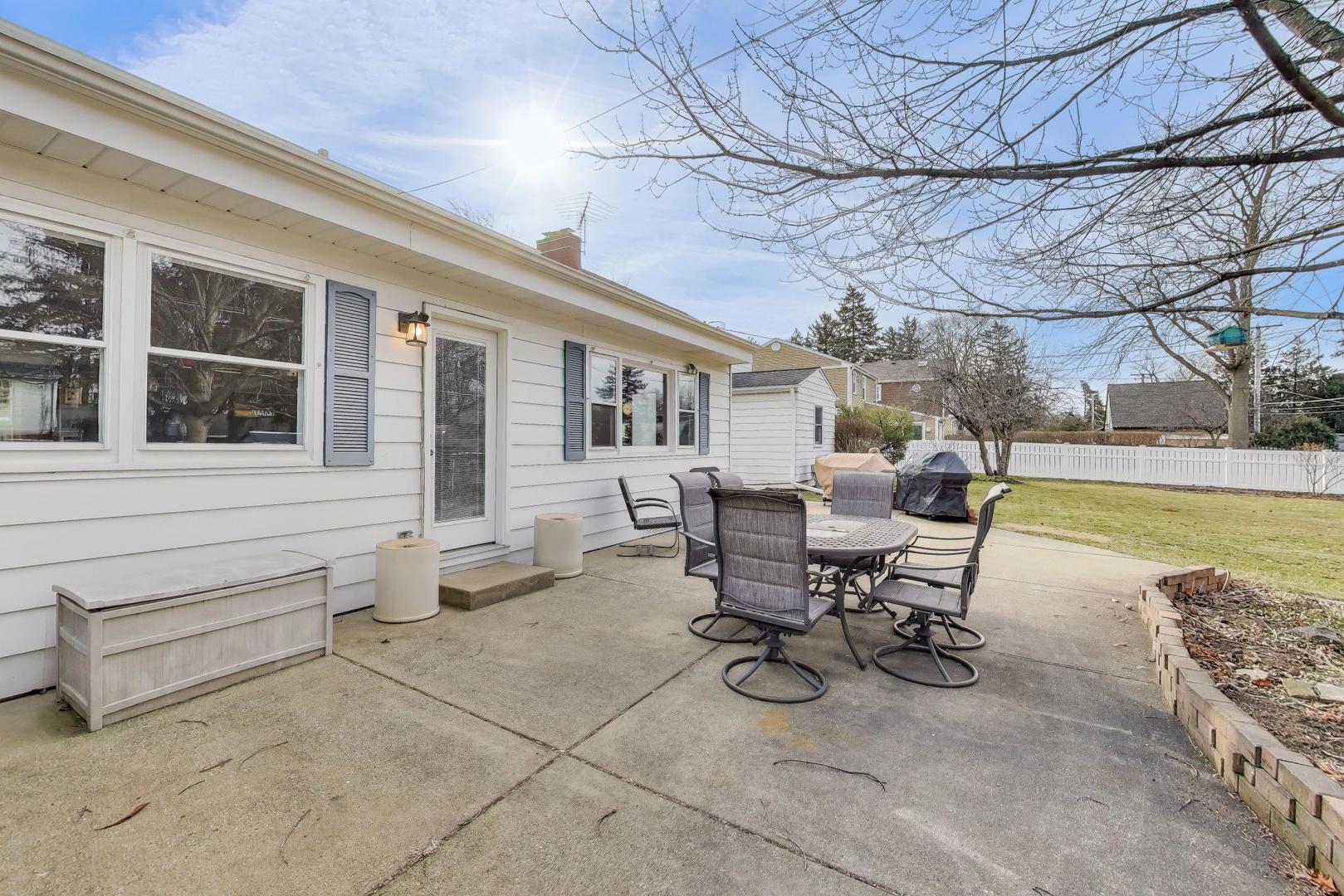 200 S Derbyshire Lane