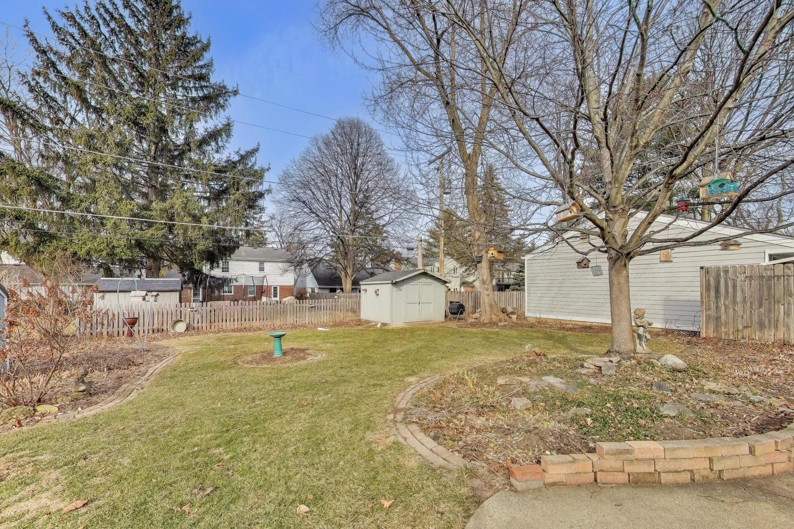 200 S Derbyshire Lane