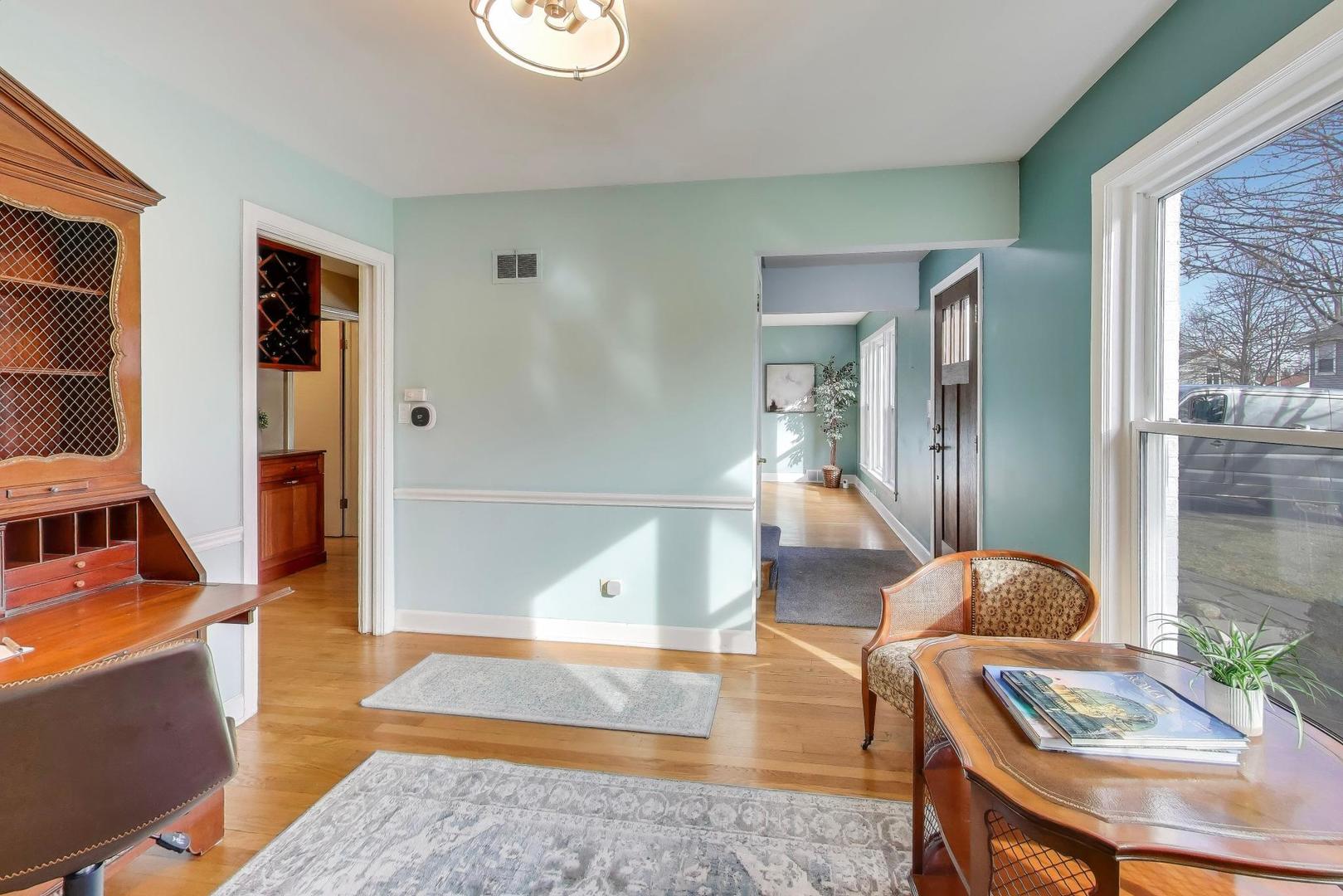 200 S Derbyshire Lane