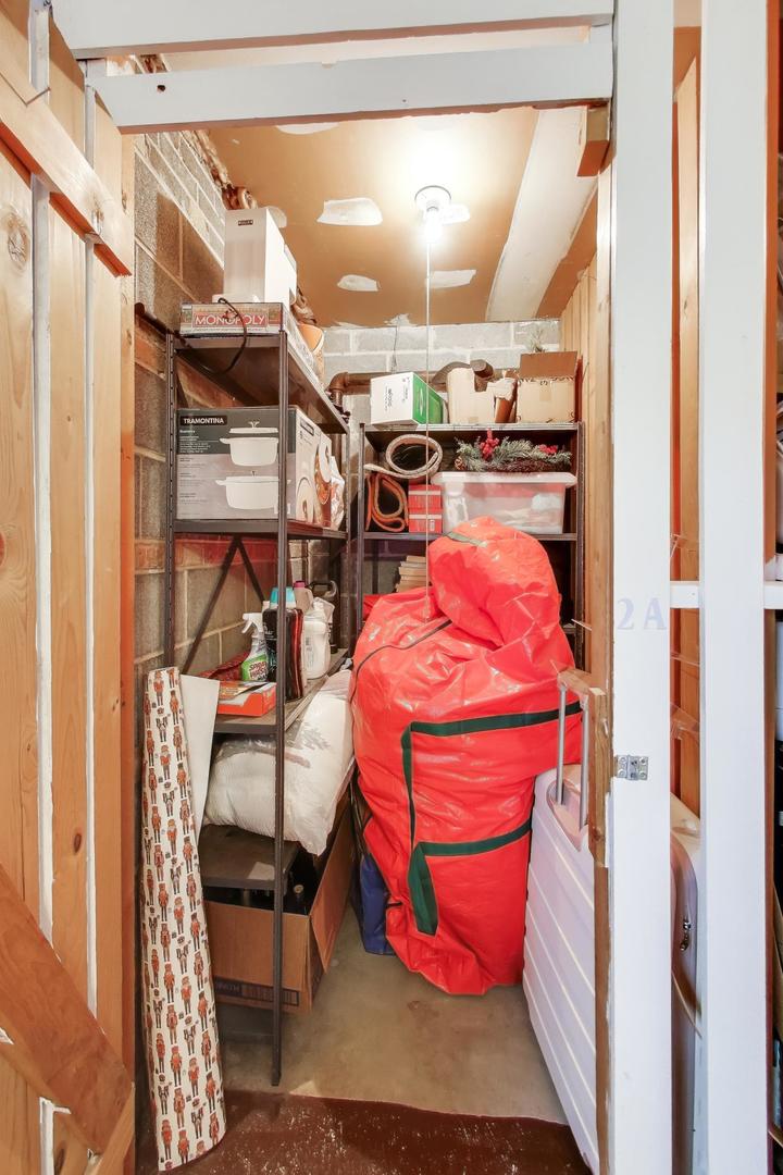 1530 E Northwest Highway Unit: 2A