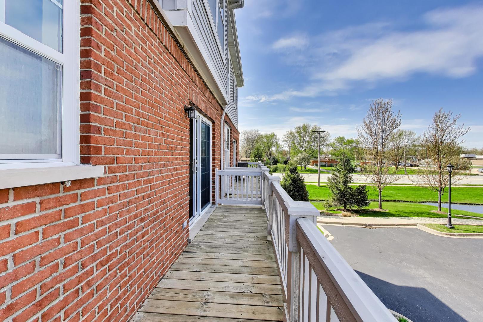 366 COUNTRY CLUB Drive