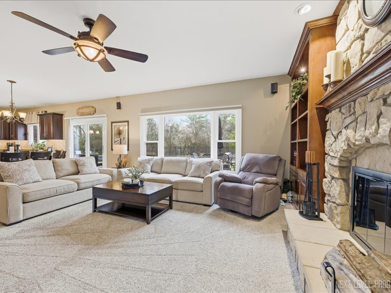 1109 Edwards Drive