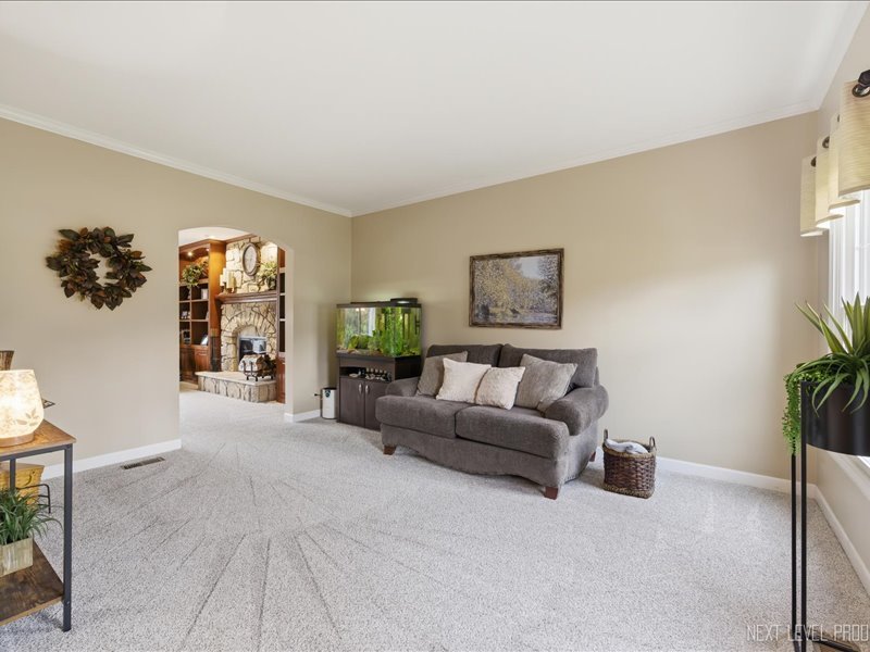 1109 Edwards Drive