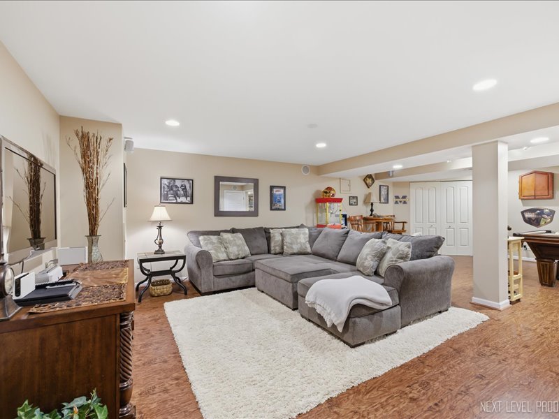 1109 Edwards Drive