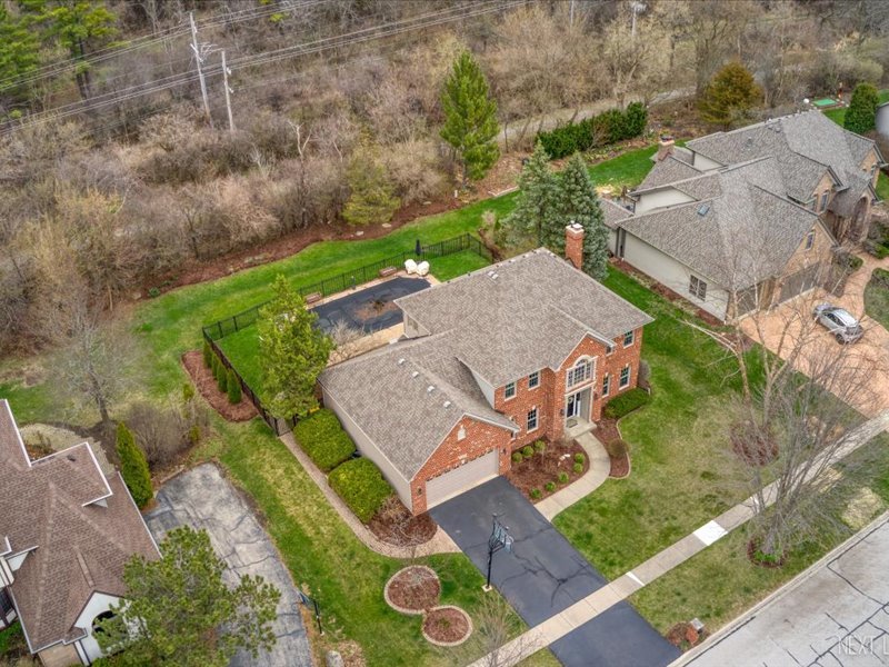 1109 Edwards Drive