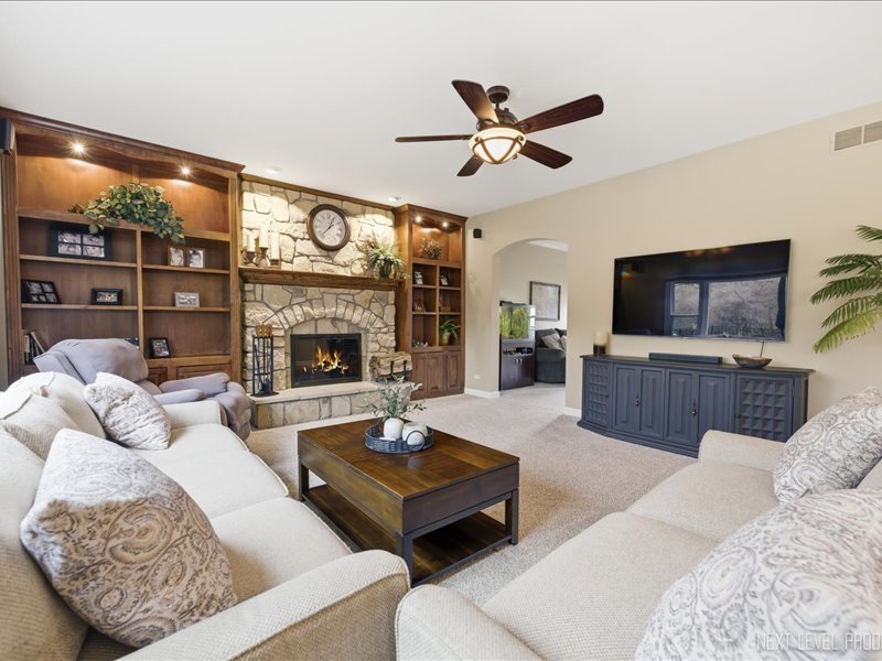 1109 Edwards Drive