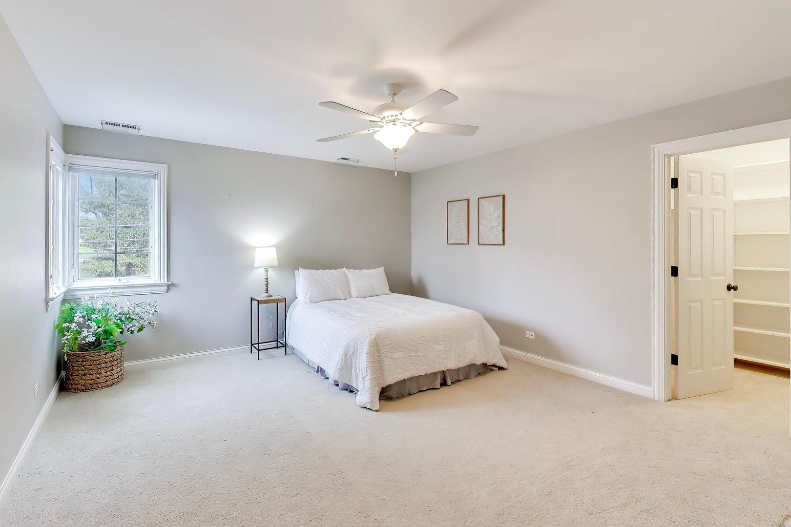 1212 W Clarendon Road