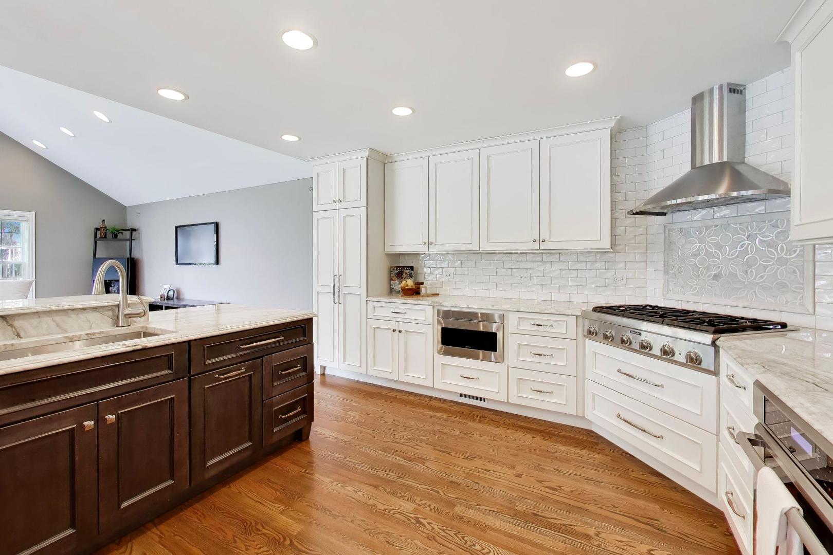 1212 W Clarendon Road