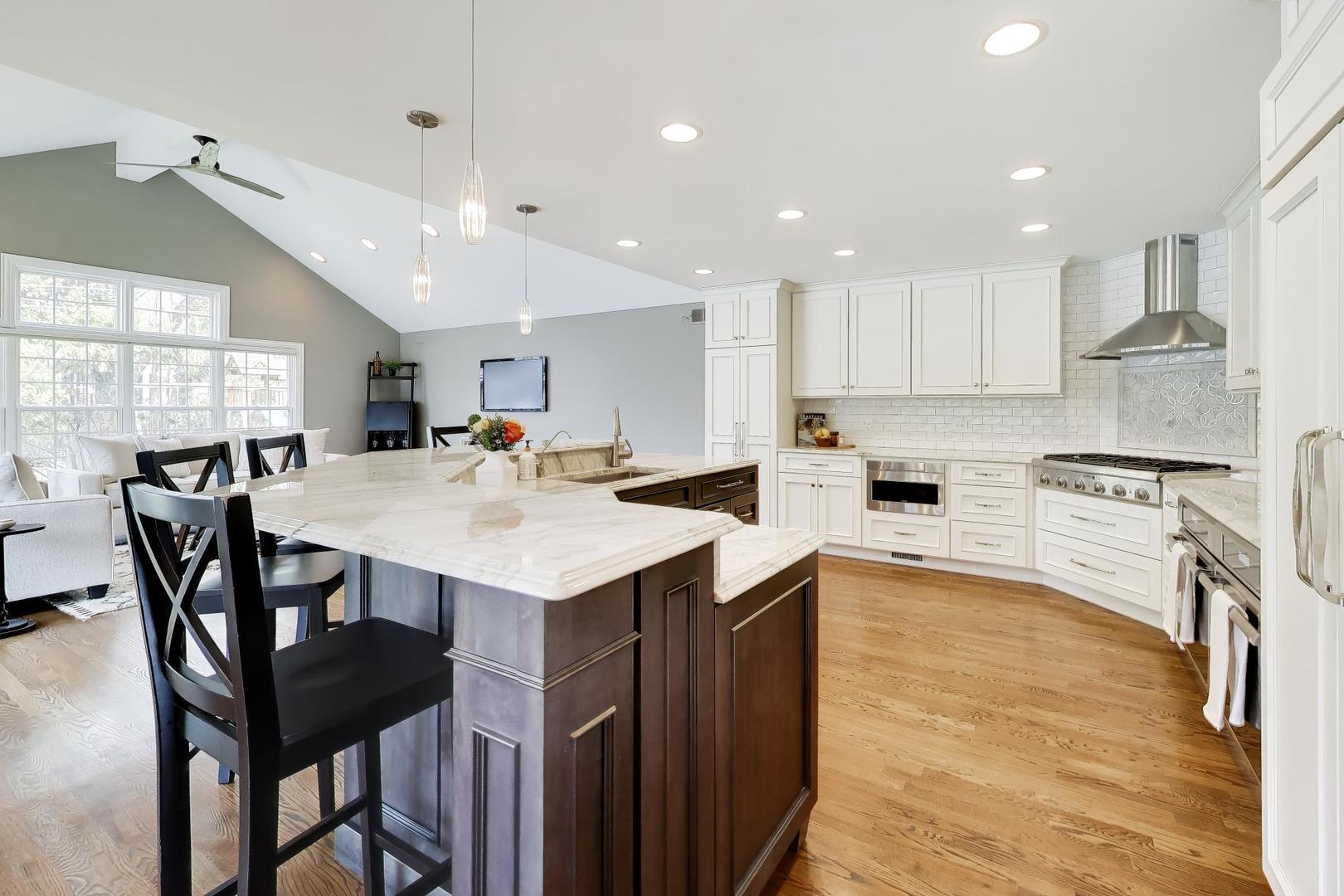 1212 W Clarendon Road