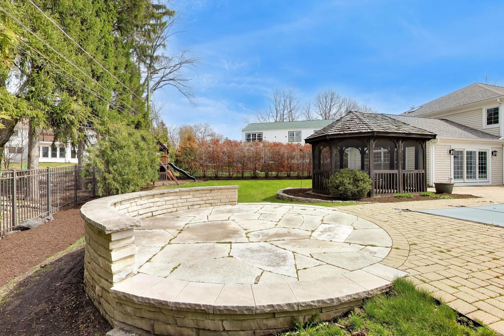 1212 W Clarendon Road