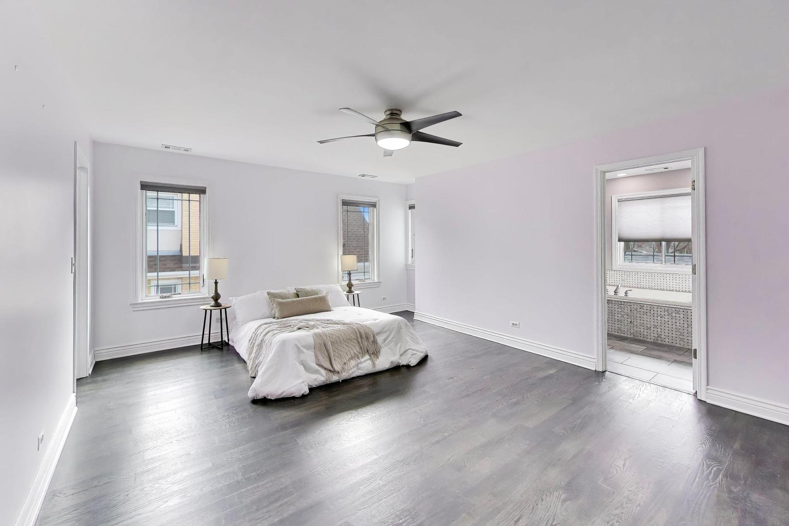 421 W Hawthorne Street