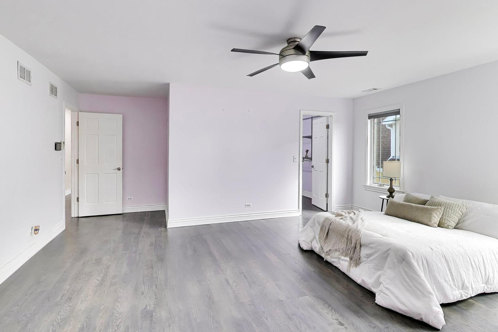 421 W Hawthorne Street