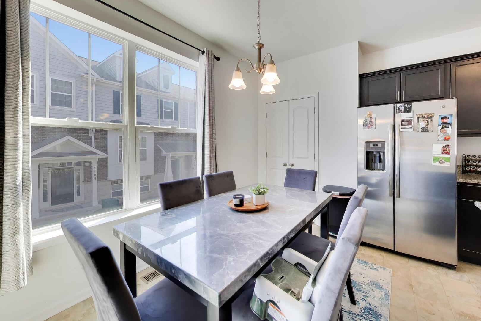 1174 Evergreen Avenue