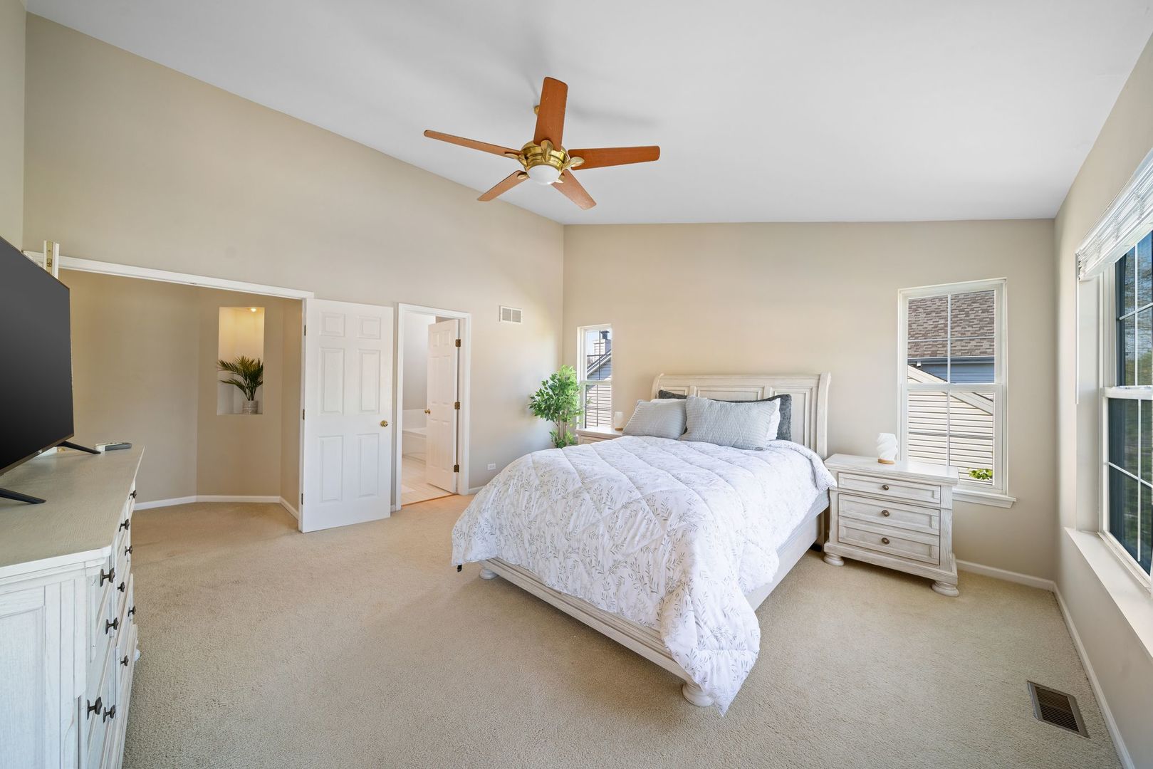 1126 Vista Drive