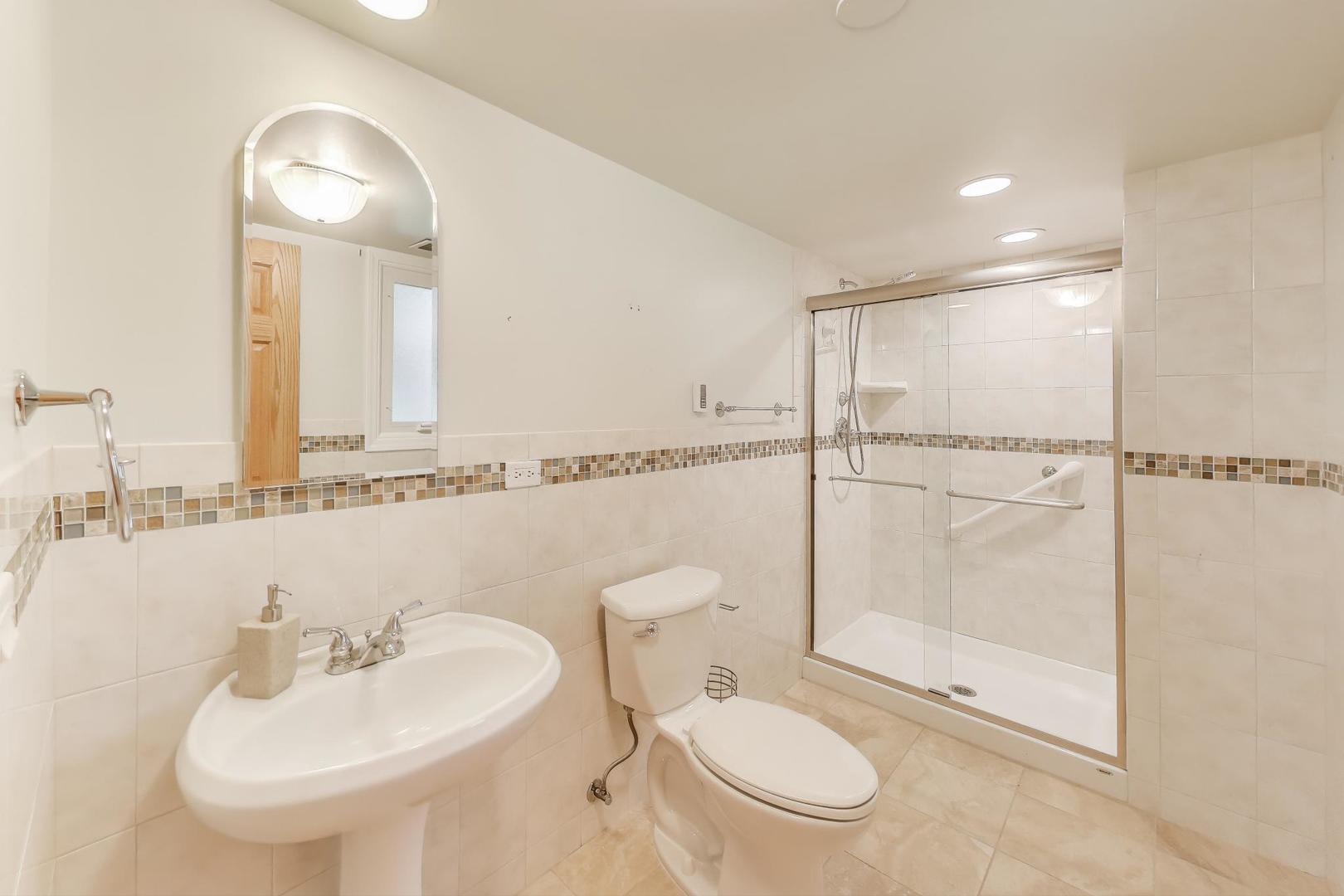 111 S Brighton Place