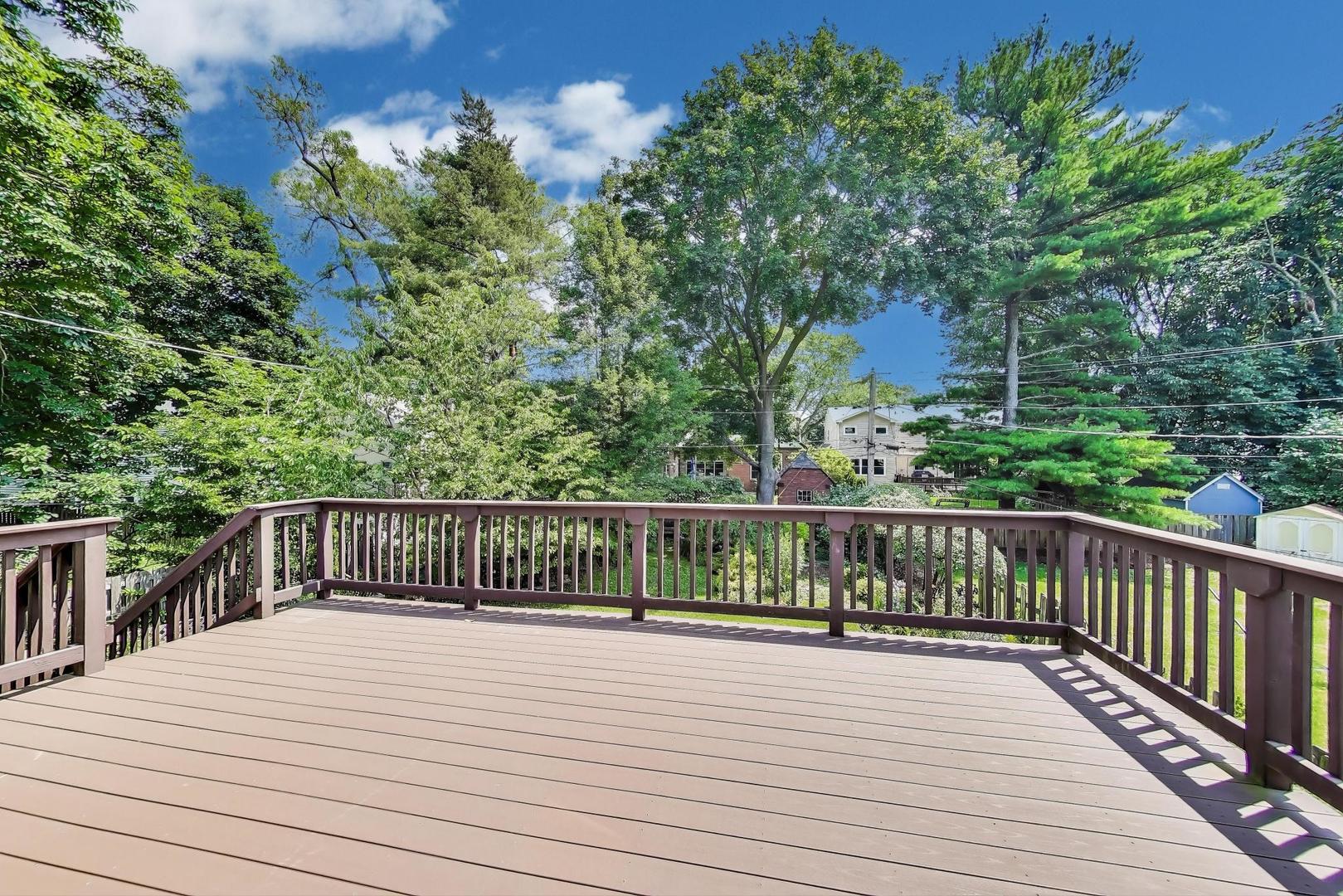 111 S Brighton Place