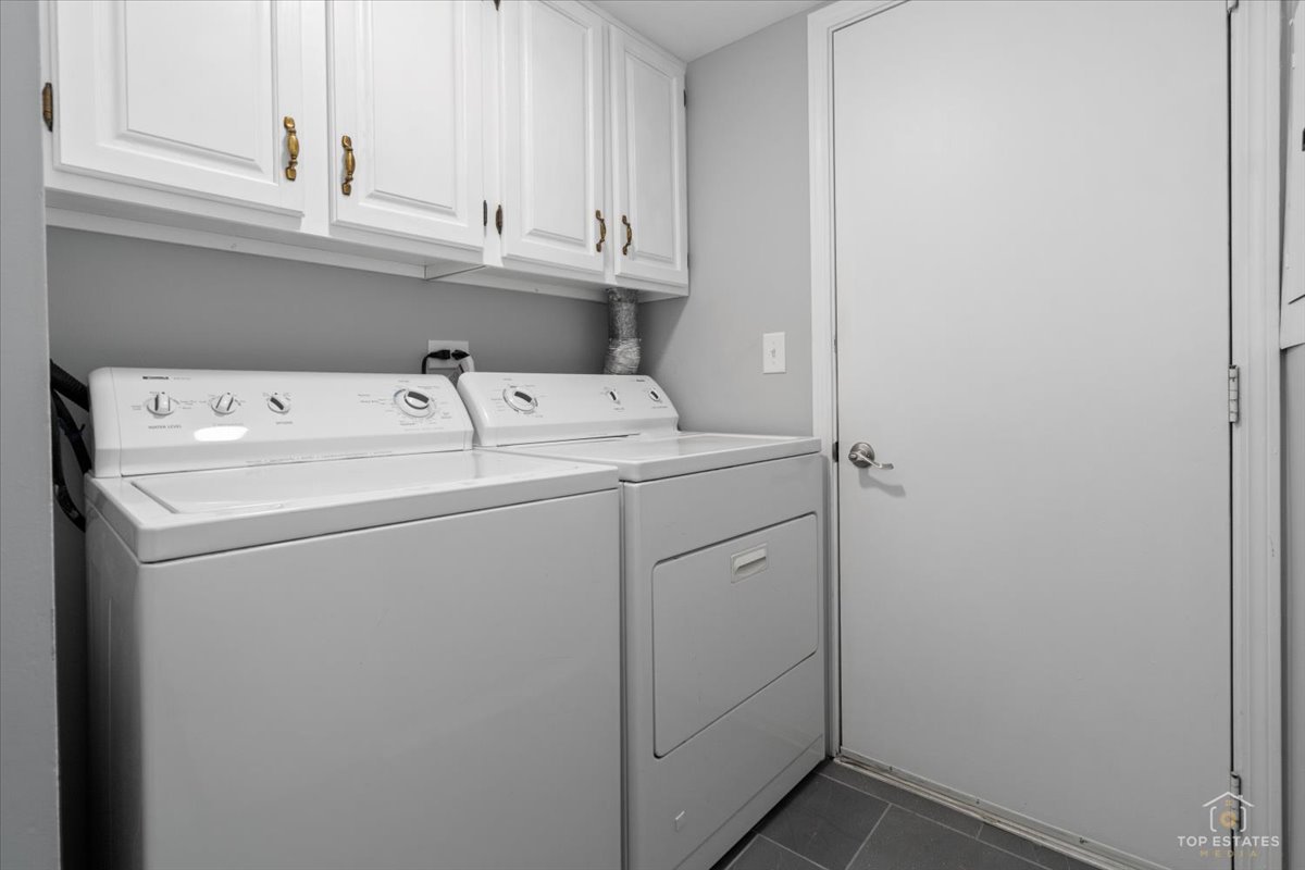 1606 W ORCHARD Place Unit: 1606