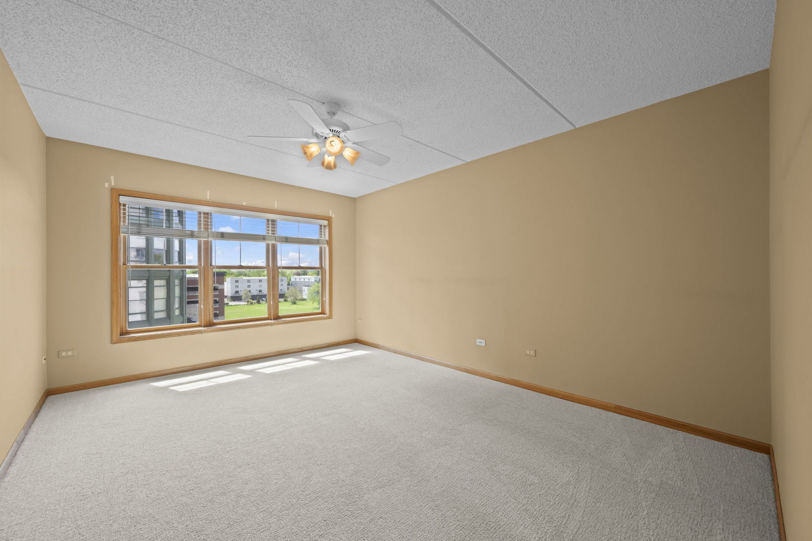 200 W Campbell Street Unit: 502