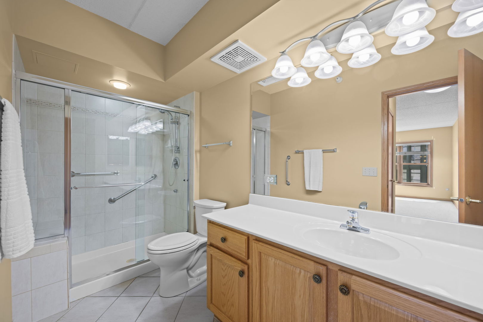 200 W Campbell Street Unit: 502