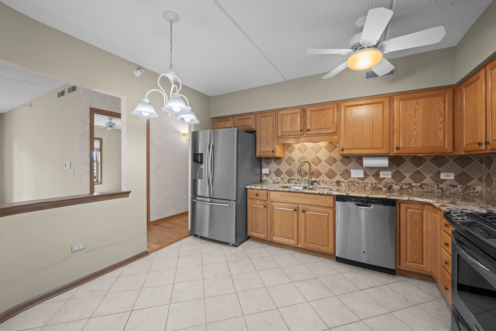 200 W Campbell Street Unit: 502