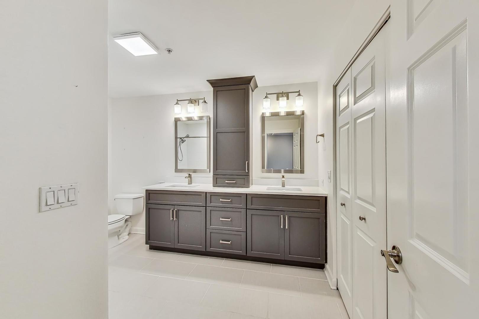 44 N VAIL Avenue Unit: 505