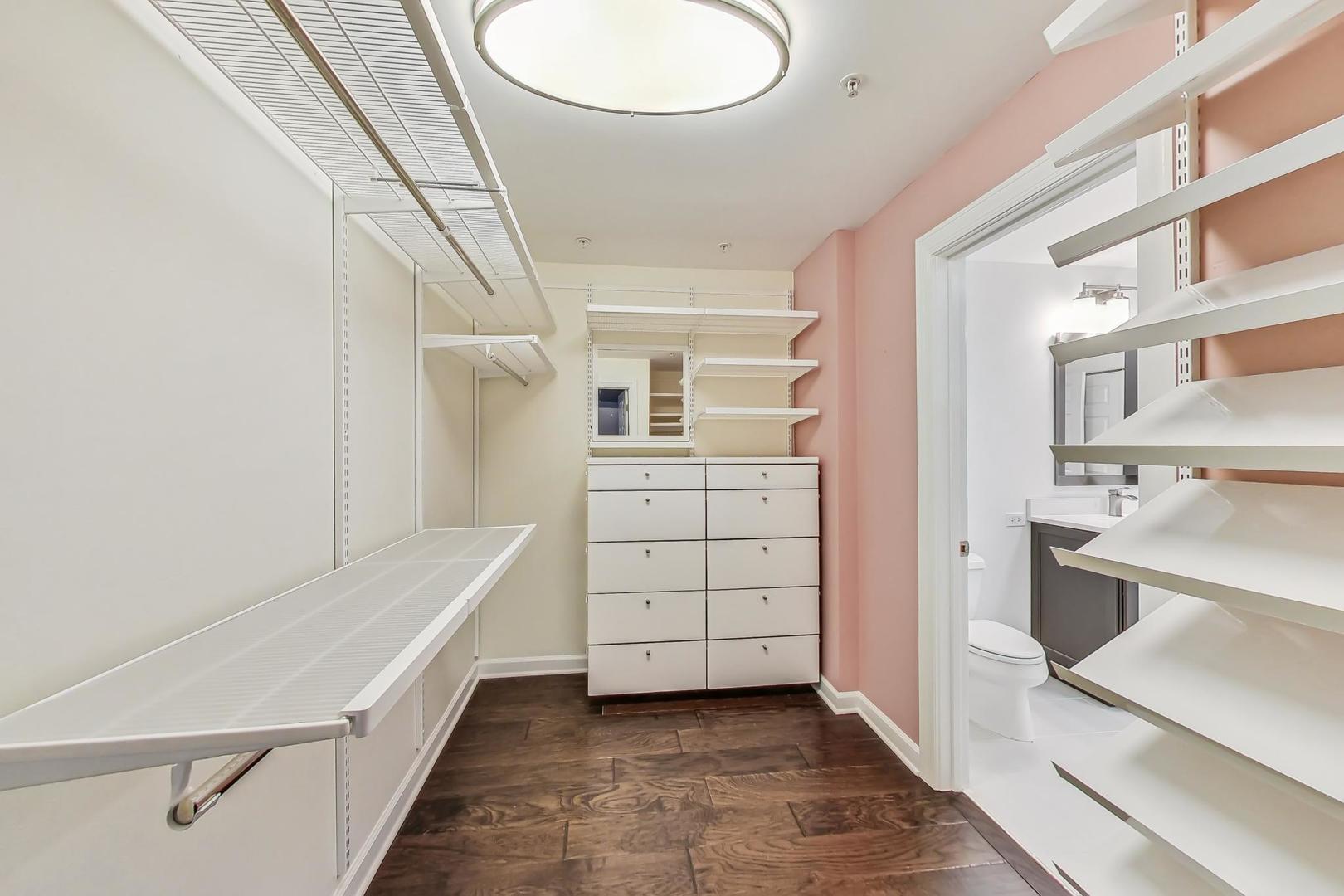 44 N VAIL Avenue Unit: 505