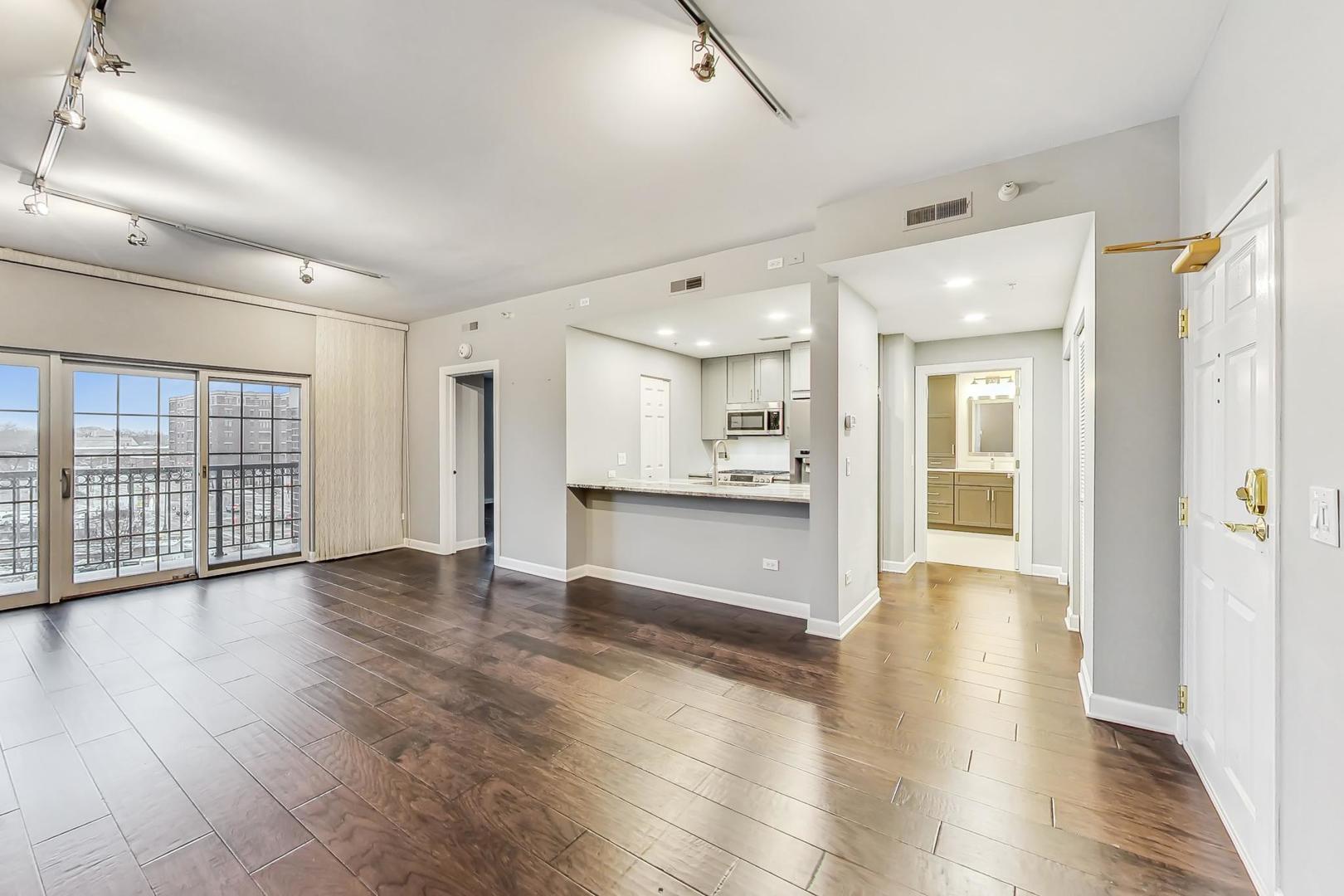 44 N VAIL Avenue Unit: 505