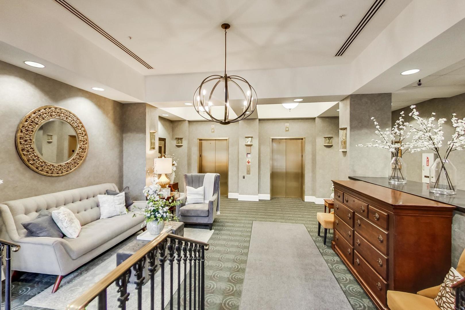 44 N VAIL Avenue Unit: 505