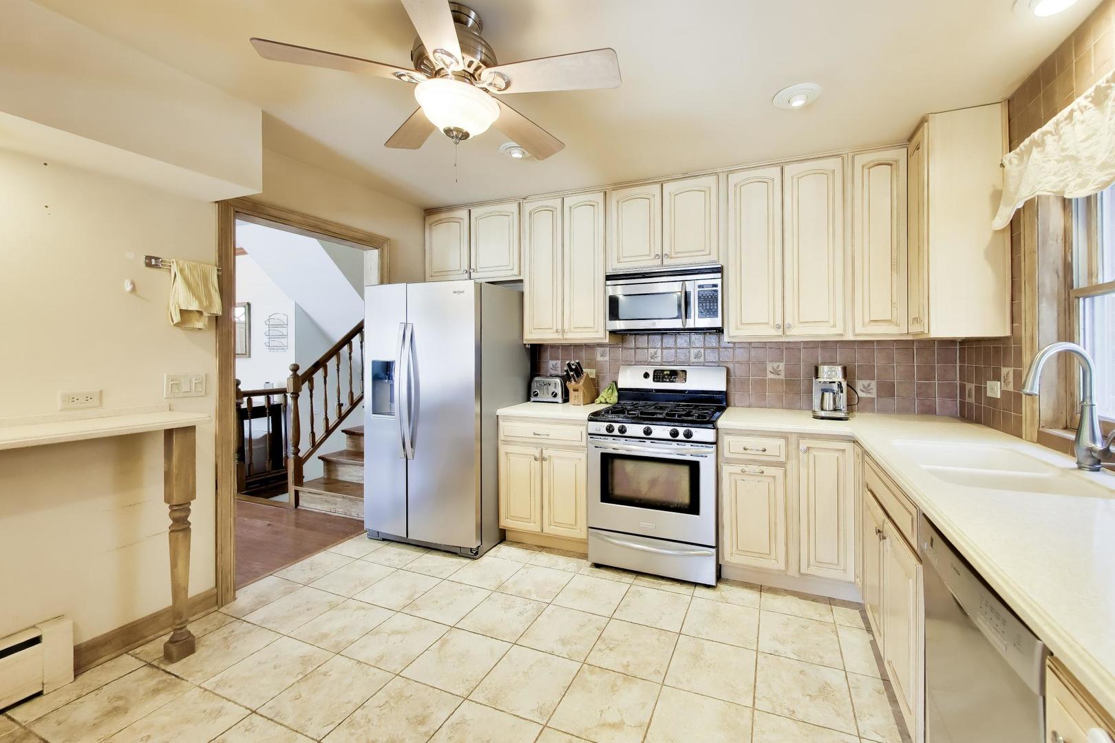 714 W Campbell Street