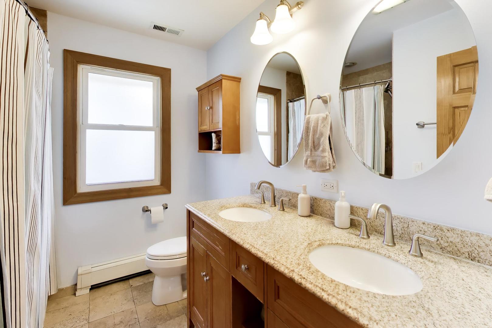 714 W Campbell Street